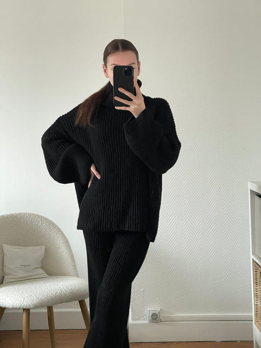 Ensemble pull col roulé et pantalon