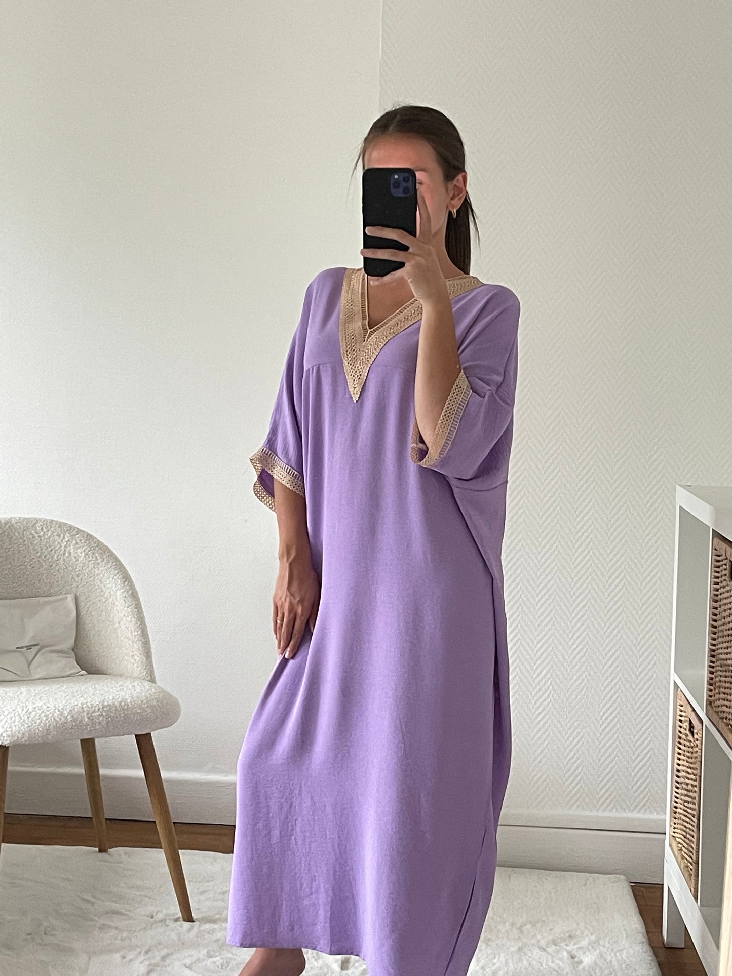 Robe avec broderie